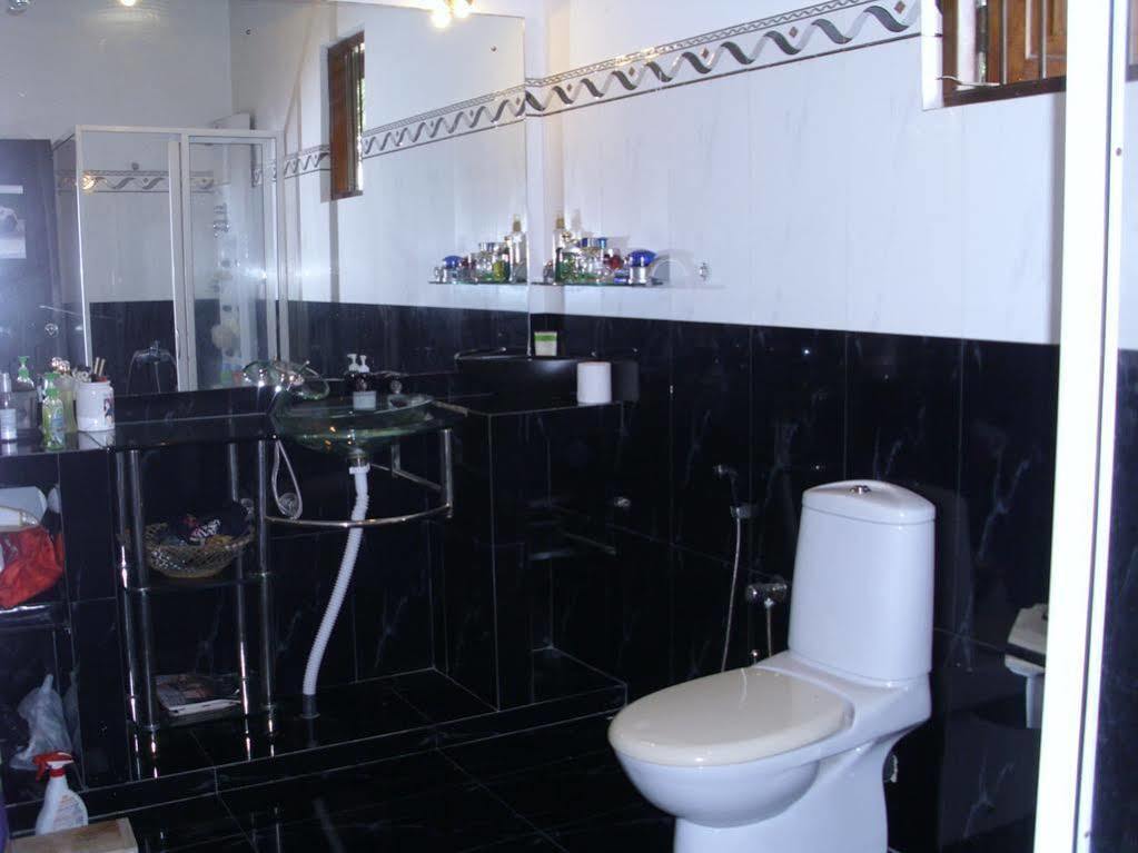 Villa W Бентота Екстериор снимка